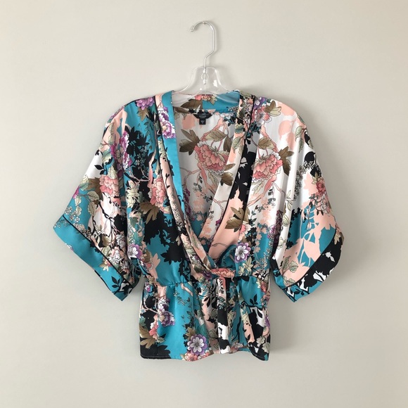 Tops - Exotic Blouse